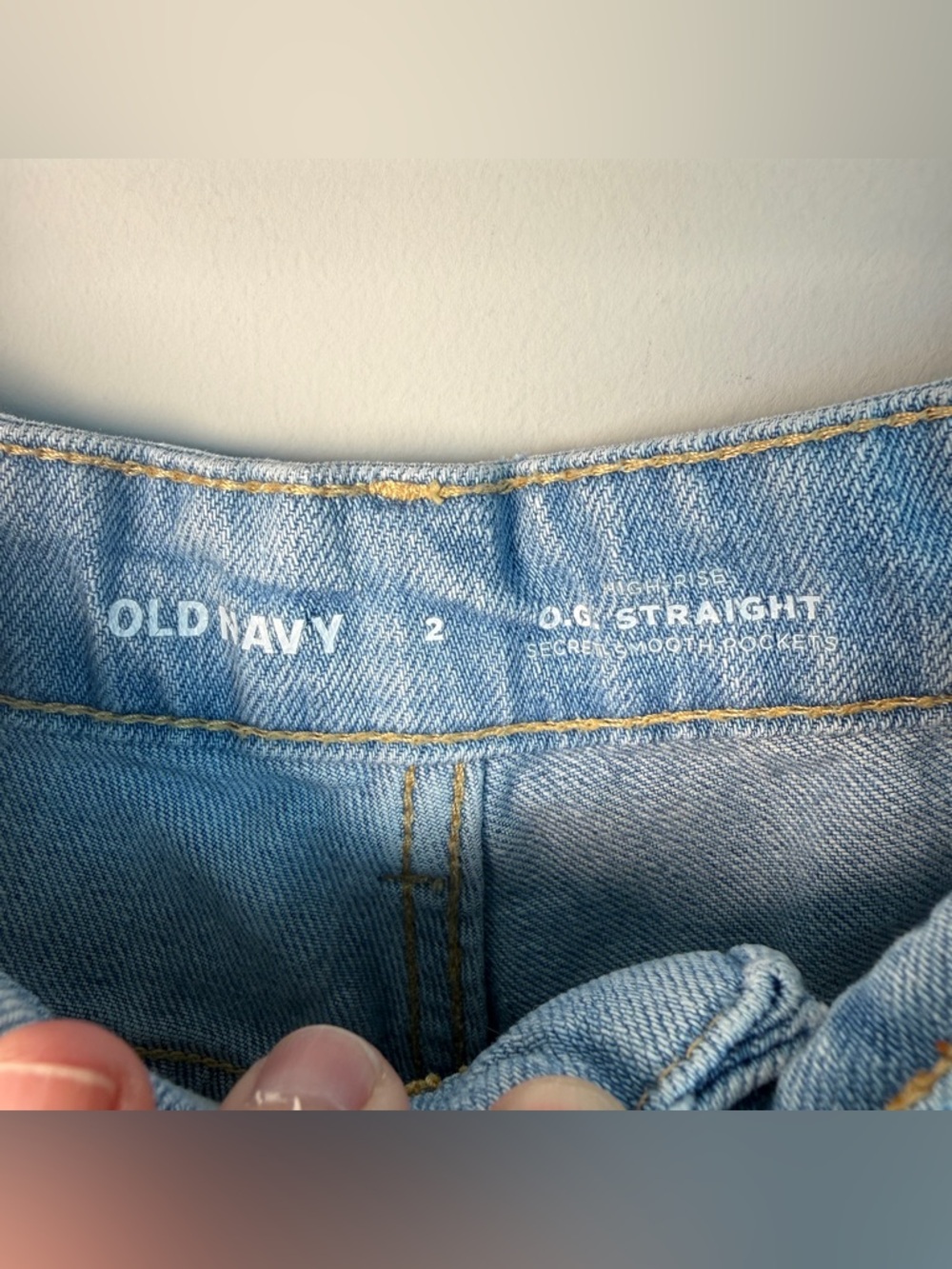 Old Navy High-Rise OG Straight Jean Shorts Vintage Retro| Light Wash | Size 2 - Picture 3 of 7